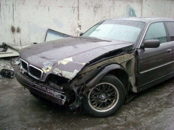 Кузовной ремонт BMW 7 Series E38 750 – 04