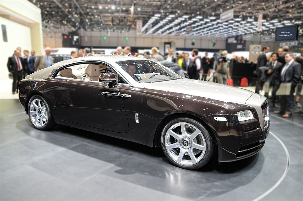 Ремонт бамперов Rolls-Royce Wraith