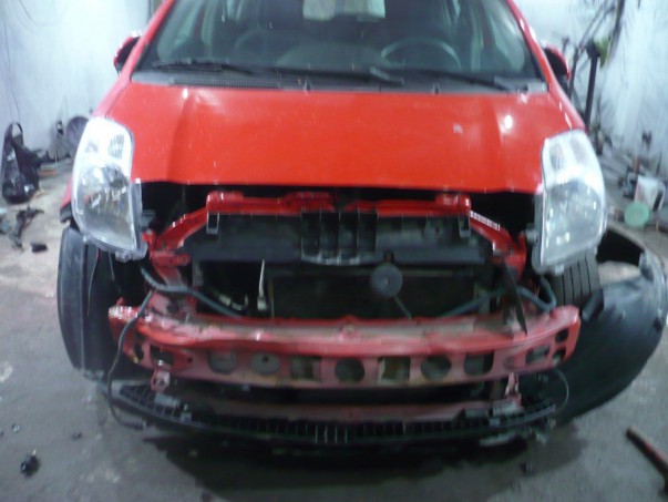 Кузовной ремонт Toyota Yaris 2007 – 16