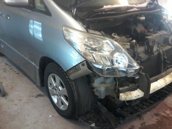 Кузовной ремонт Toyota Alphard – 01