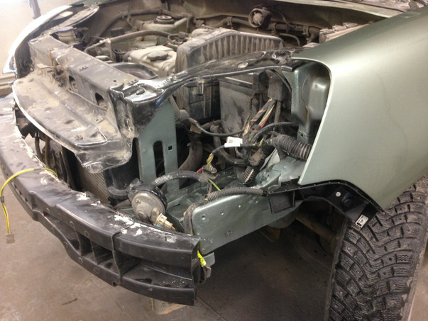 Кузовной ремонт Toyota Mark II Blit – 01
