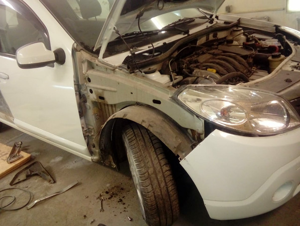 Кузовной ремонт Renault Sandero 1.6 – 02