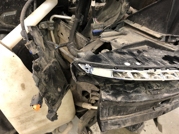 Кузовной ремонт Renault Megane 1.4 – 02