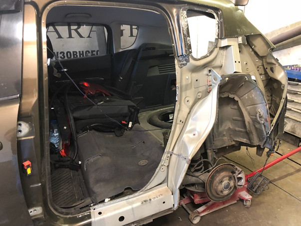 Кузовной ремонт Peugeot 3008 2019 – 07
