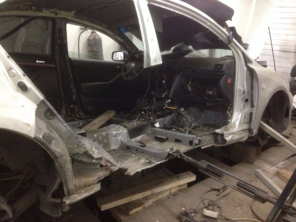 Кузовной ремонт Toyota Avensis – 29