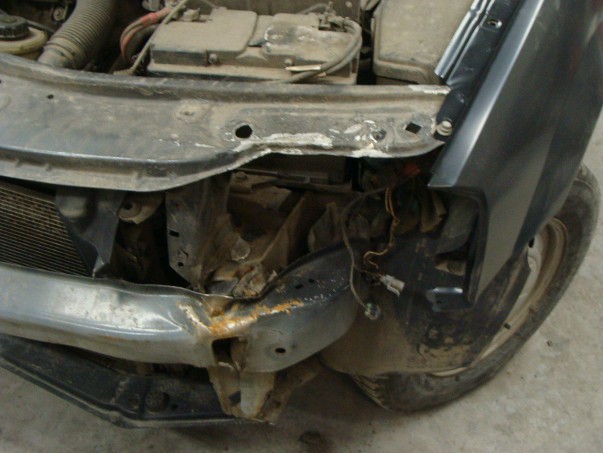 Кузовной ремонт Renault Logan 2004 – 10