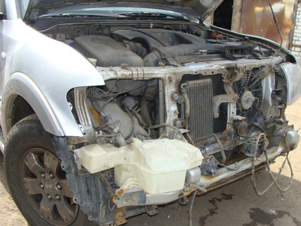 Кузовной ремонт Mitsubishi Pajero 2007 – 06