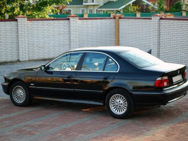 Кузовной ремонт BMW 5 Series E39 1999 – 06